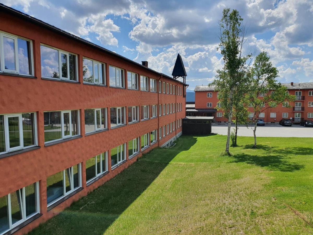 Roros Hotell - Bad & Velvaere Екстериор снимка