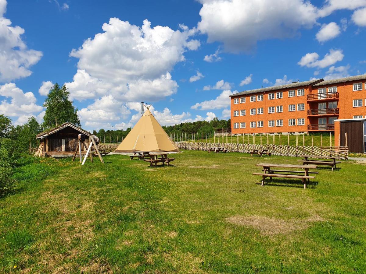 Roros Hotell - Bad & Velvaere Екстериор снимка