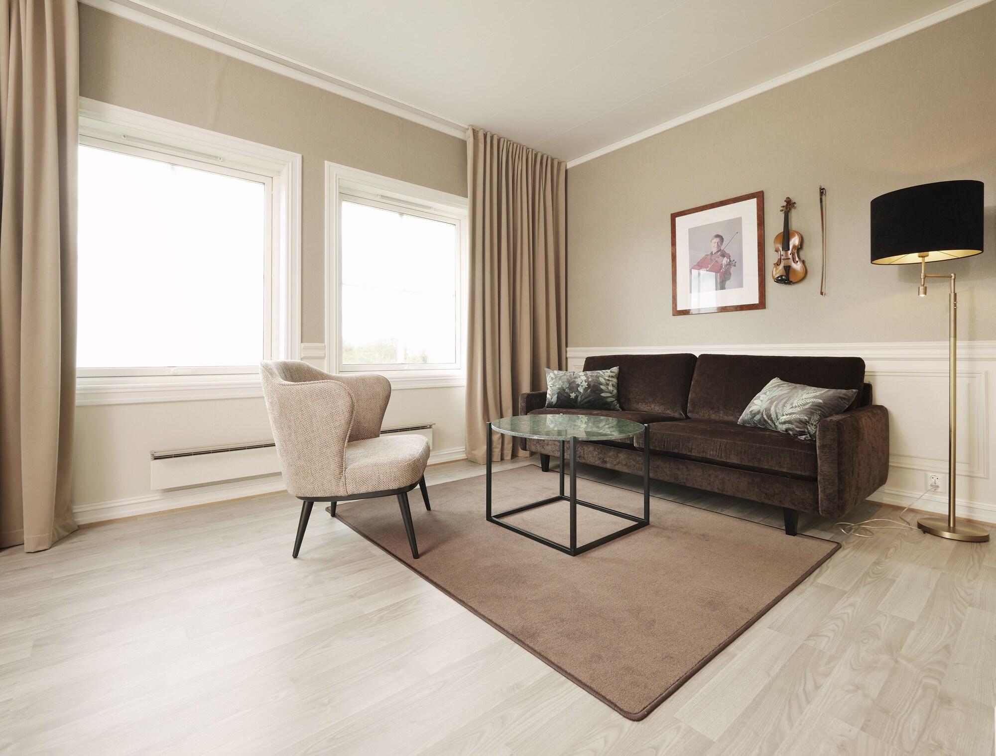 Roros Hotell - Bad & Velvaere Екстериор снимка